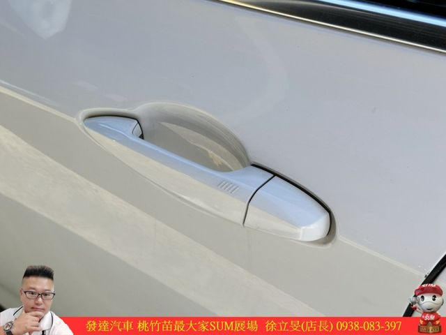 BMW 218AT 2017年12月 1.5 白 5255 順  第3張相片