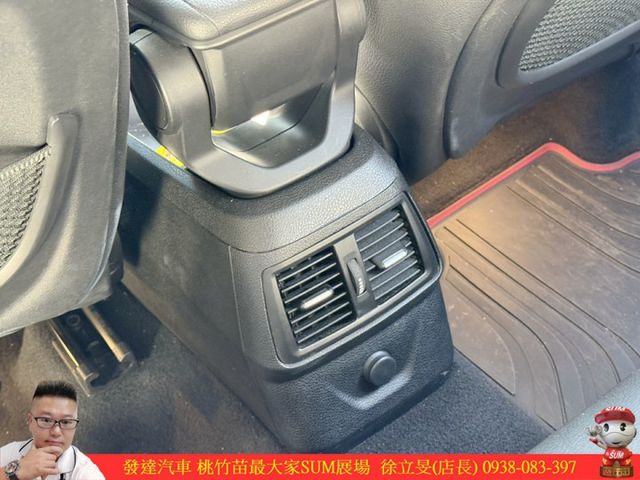 BMW 218AT 2017年12月 1.5 白 5255 順  第8張相片