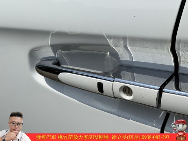 納智捷 MPV 2010年 2.2 白 0971 TCBU  第3張相片