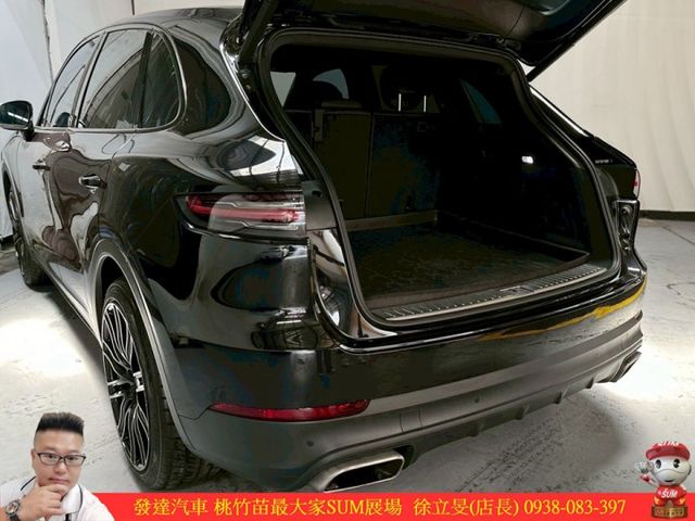 PORSCHE CAYENNE 2018年 黑 #5984  第17張相片