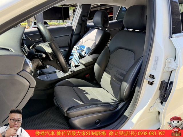 BENZ GLA180 2016年 1.6 白 8355 順  第3張相片
