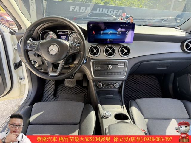 BENZ GLA180 2016年 1.6 白 8355 順  第7張相片