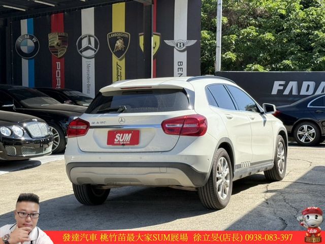 BENZ GLA180 2016年 1.6 白 8355 順  第15張相片