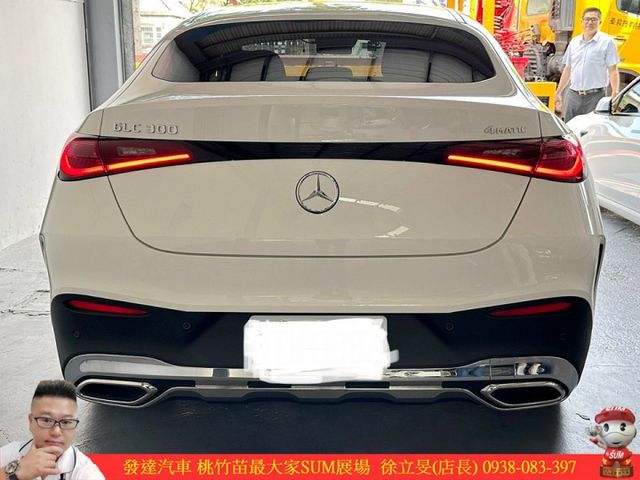 BENZ GLC300 COUPE 油電 2023年 2.0 白 0886  第14張相片