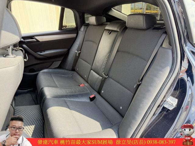 BMW X4 20I 2017年 2.0 黑 5878  第6張相片