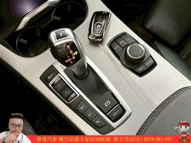 BMW X4 20I 2018年 2.0 白 7772  第13張相片