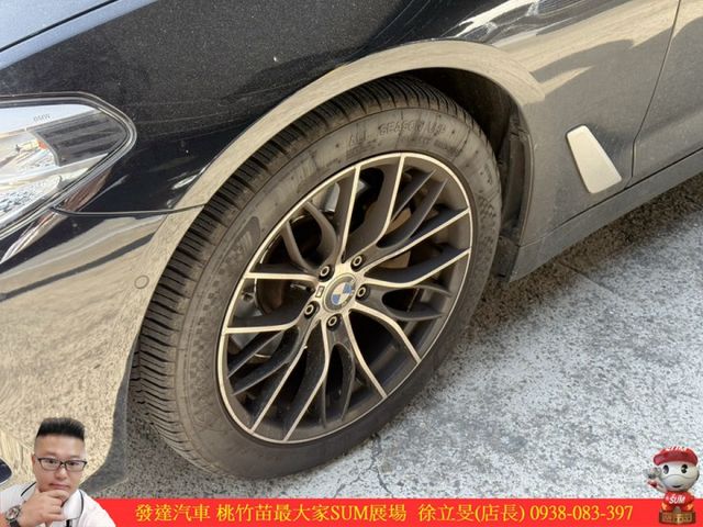 BMW 520I 2019年 2.0 黑 2169  第3張相片