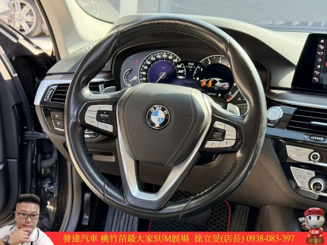BMW 520I 2019年 2.0 黑 2169  第10張相片