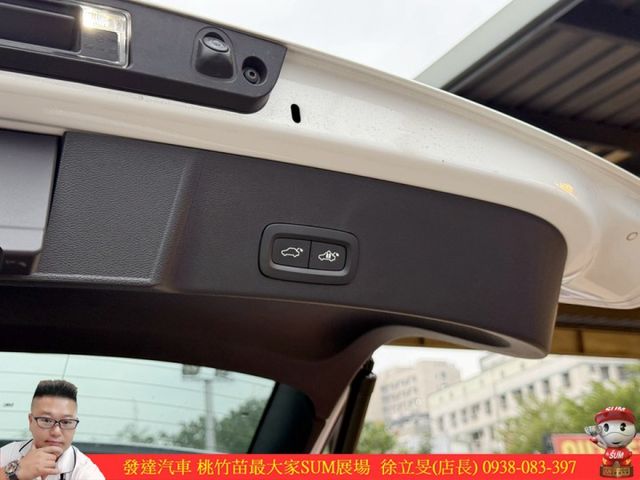 VOLVO XC40 2023年 1.5 白 1200  第16張相片