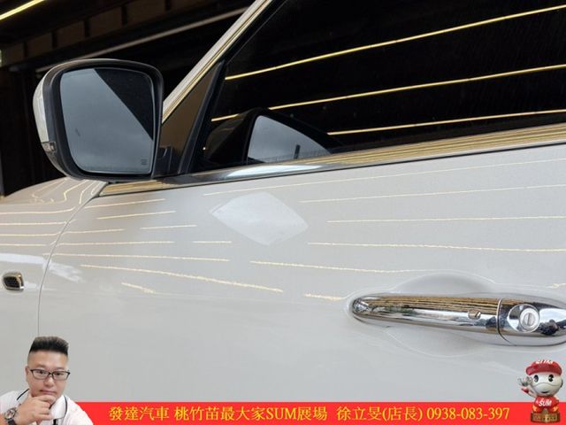 瑪莎拉蒂 LEAVANTE 2020年9月 3.0 白 7750 順  第4張相片