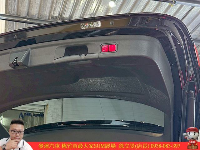 BENZ GLE350 4MATIC 7人座 2023年3 黑 #2338  第15張相片