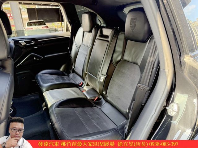 PORSCHE CAYENNE白金版 2017年 2.0 黑 9876 附順  第5張相片