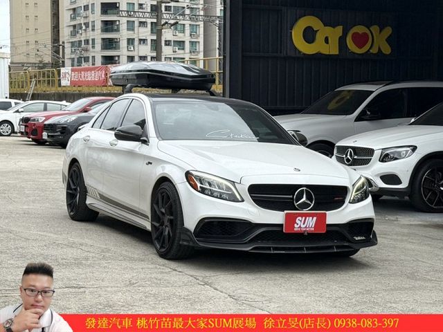 BENZ C300 2019年 2.0 白黑 7658  第2張相片