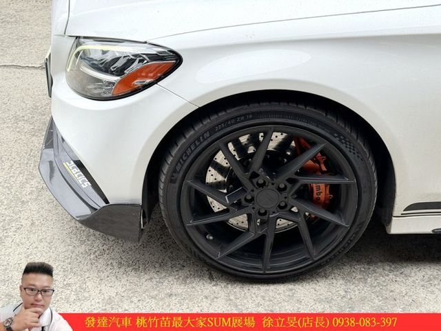BENZ C300 2019年 2.0 白黑 7658  第3張相片