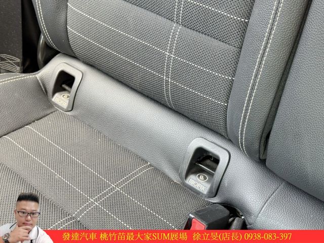 BENZ GLA200 2014年 1.6 棕 5986 TCBU  第8張相片