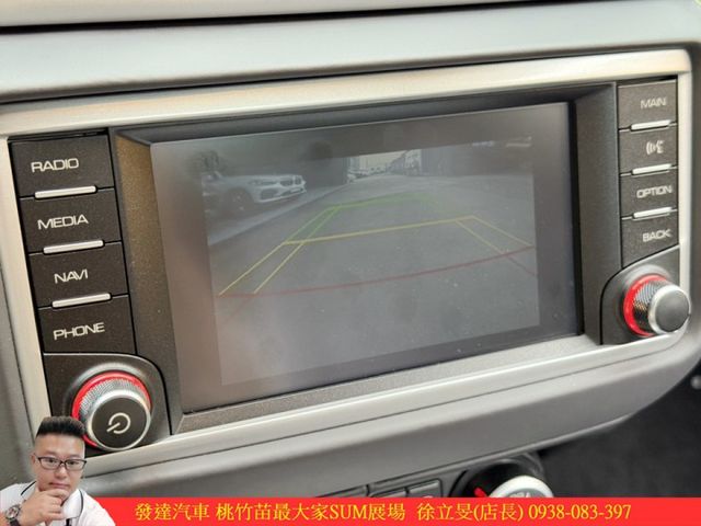 法拉利 CALIFORNIA 2015年 3.9 淺黃 黑 1668 寄  第10張相片