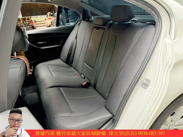 BMW 318I 2016年 1.5 白 9135 TCBU  第7張相片