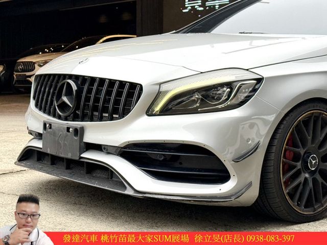 BENZ AMG A45 2018年 2.0 銀 6666  第3張相片