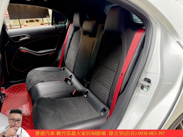 BENZ AMG A45 2018年 2.0 銀 6666  第8張相片