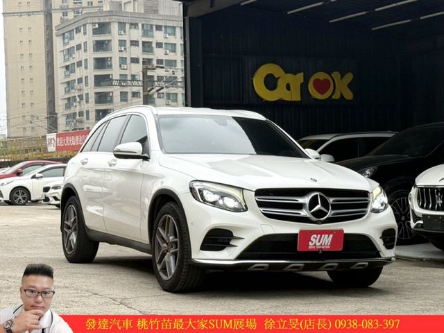 BENZ GLC250 4MATIC 2018年 2.0 白 8885  第2張相片