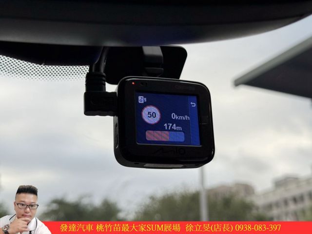 BMW 218I 2016年 1.5 白 8358 TCBU  第10張相片