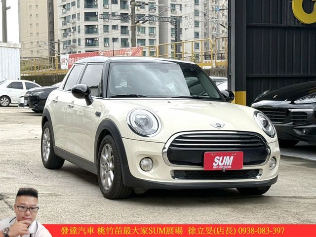 MINI COOPER 2015年10月 1.5 奶茶色 5566  第2張相片