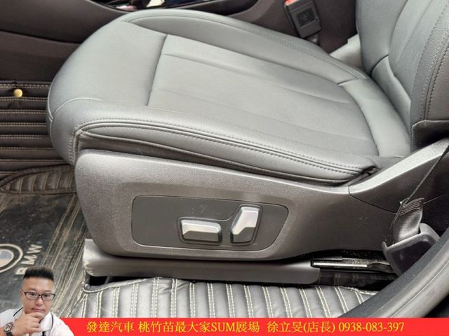 BMW X3 20I 2019年 2.0 黑 6576 順  第7張相片