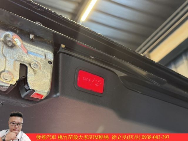 BENZ V250D 柴油 2020年 2.0 黑 5069  第16張相片