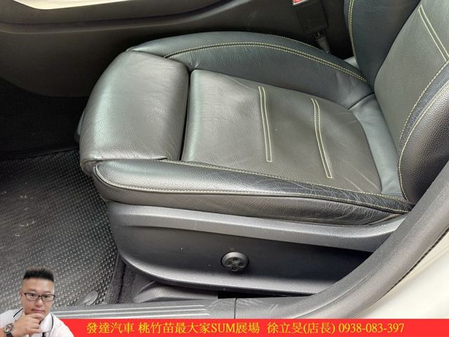 BENZ CLA45S 2020年 2.0 白 9866  第9張相片