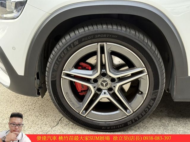 BENZ GLB200 2020年 1.3 白 5665  第3張相片