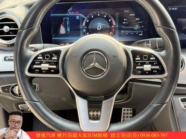 BENZ E200 63套件 2020年 黑 3289  第13張相片