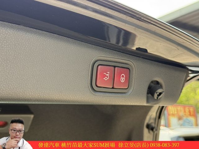 BENZ E200 63套件 2020年 黑 3289  第18張相片