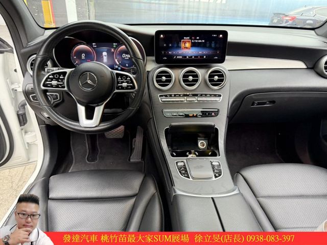 BENZ GLC300 2019年 2.0 白 1766  第8張相片