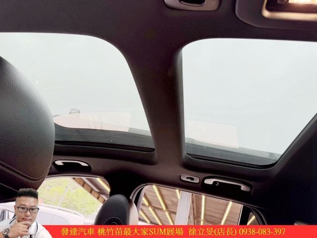 BENZ GLC300 2019年 2.0 白 1766  第12張相片