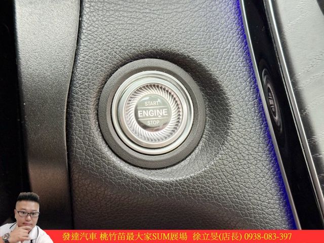 BENZ GLC300 2019年 2.0 白 1766  第13張相片