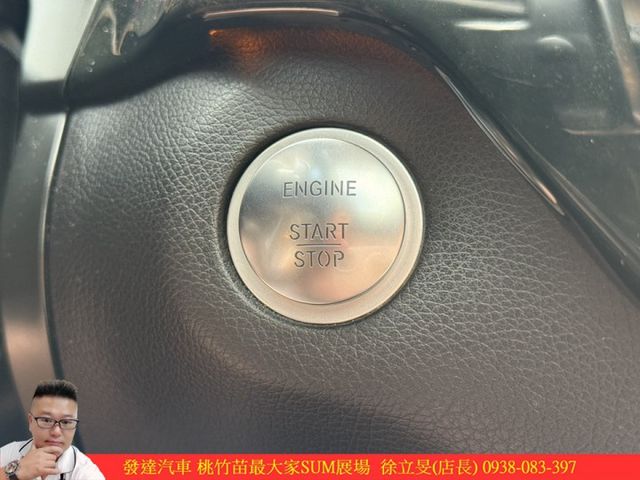 BENZ GLE43 2019年 3.0 白 2688  第14張相片