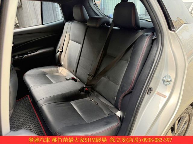 TOYOTA YARIS 2018年 1.5 銀 2627  第5張相片