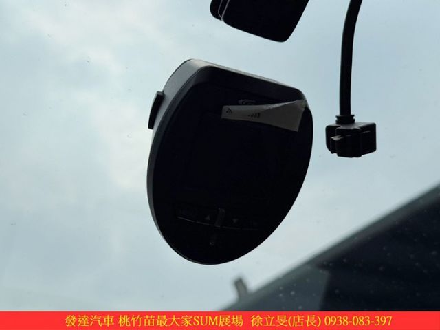 TOYOTA YARIS 2018年 1.5 銀 2627  第13張相片