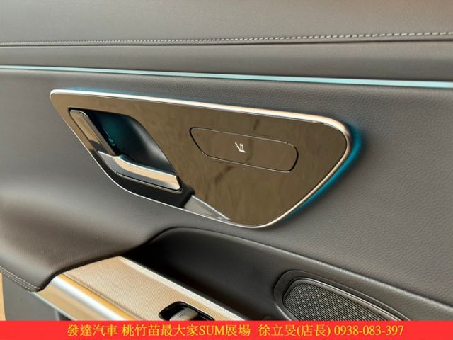 ..BENZ E200 油電 2024年1 2.0 黑 #3590 SUM  第15張相片