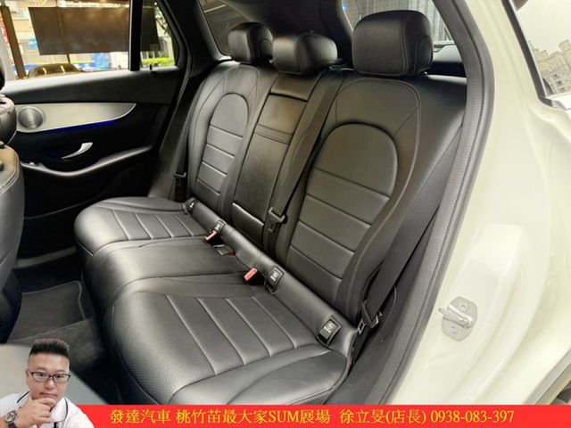 BENZ GLC300 2019年 2.0 白 1766  第5張相片