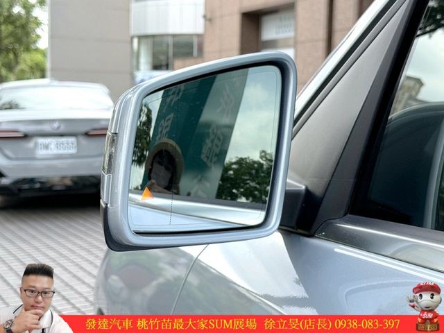 BENZ GLE250D 4MATIC 2017年 2.1 銀 7377  第3張相片