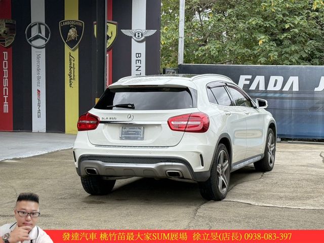 BENZ GLA250 2016年 2.0 白 0109 TCBU  第18張相片