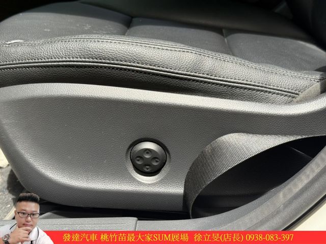 BENZ CLA200 SB  2015年 1.6 白 3707 順  第6張相片