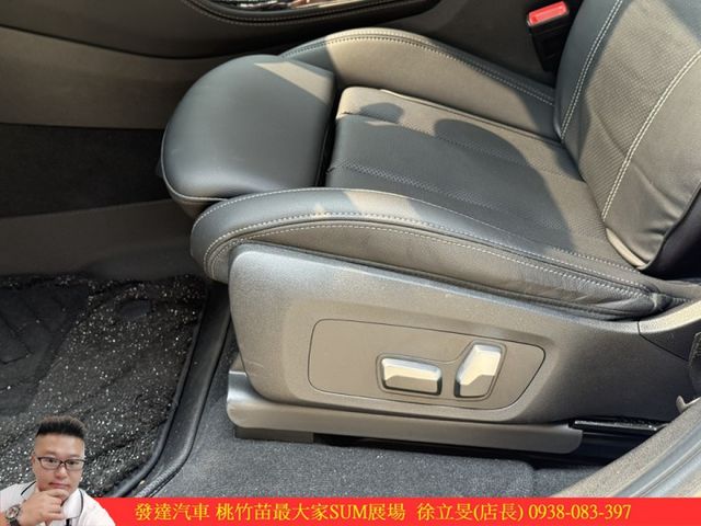 BMW X4 20I 油電 2023年 2.0 白 5000  第8張相片