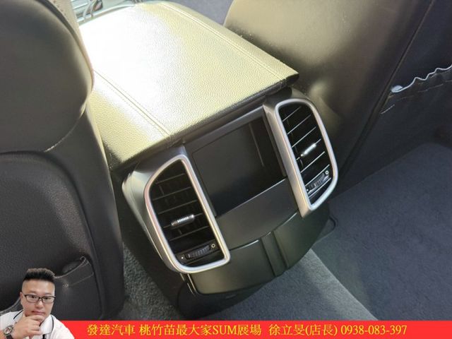 PORSCHE CAYENNE白金版 2017年 2.0 黑 9876 附順  第10張相片
