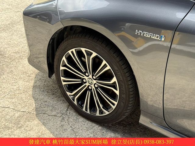 TOYOTA ALTIS 油電 2023年 1.8 灰 0876 統一  第3張相片