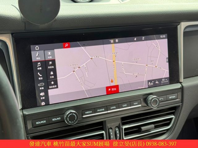 PORSCHE MACAN 2018年12月 2.0 淺藍 6189 順  第17張相片