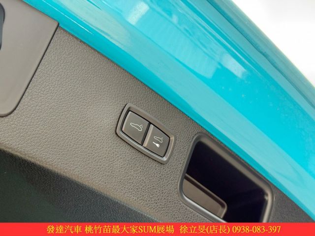 PORSCHE MACAN 2018年12月 2.0 淺藍 6189 順  第20張相片