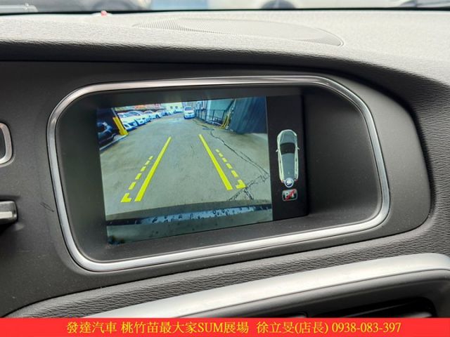 VOLVO V40 D4 2016年 2.0 黑 0990 順  第12張相片