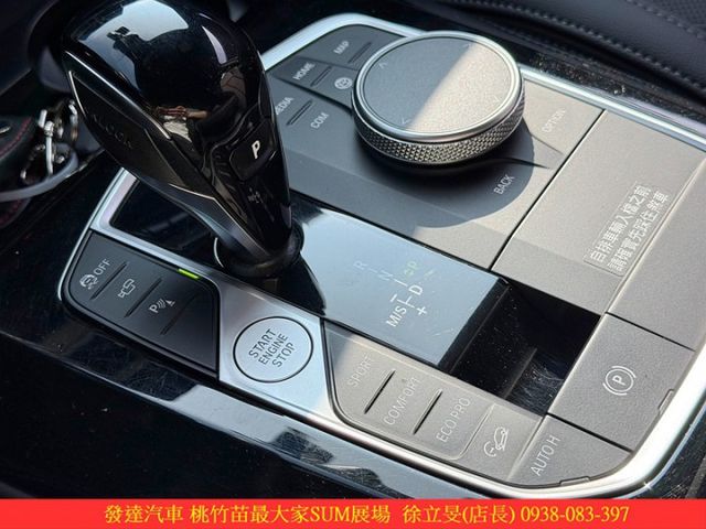 BMW X4 20I 2024年 2.0 黑 0698  第13張相片